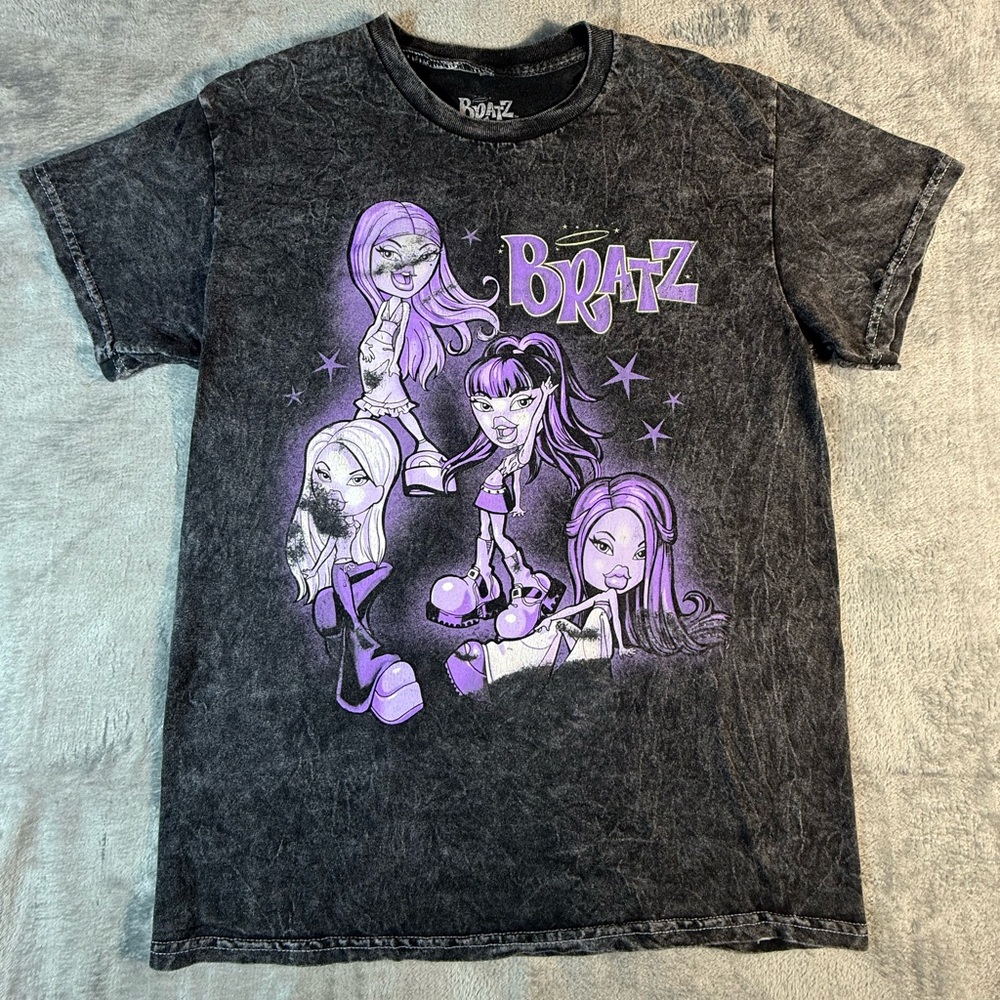 Bratz Womens Medium Black Acid Wash Purple Graphic Cartoon Shirt Y2K Style‎ Med